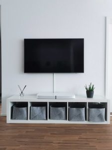 Minimalistiske TV-møbler – Enkle og elegante løsninger til moderne hjem