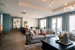 Read more about the article Sådan skaber du balance i dit hjem med en beige sofa